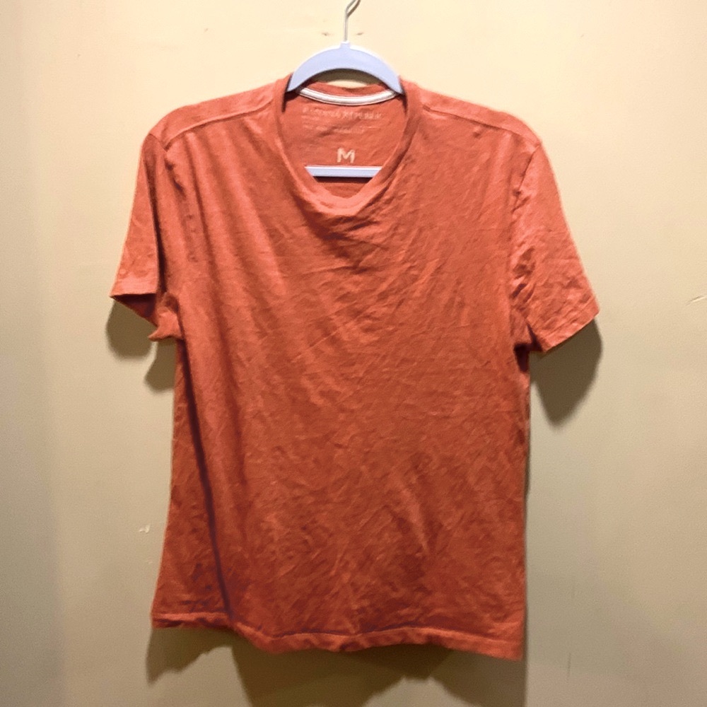 Plain Coral Banana Republic T shirt